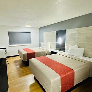 Queen Room Two Queen Beds